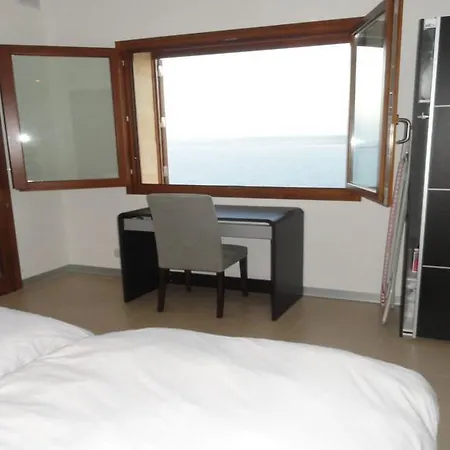 Maisonette Fort Chambray Apartmán *